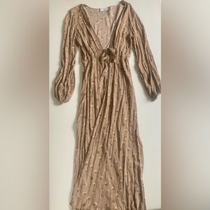 carly jean los angeles taupe kimono with flowers